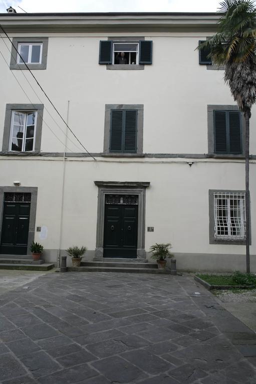 Yourhomeinlucca Le Palme Bagian luar foto